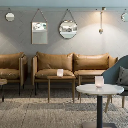 Hotell Petit Palace Tres